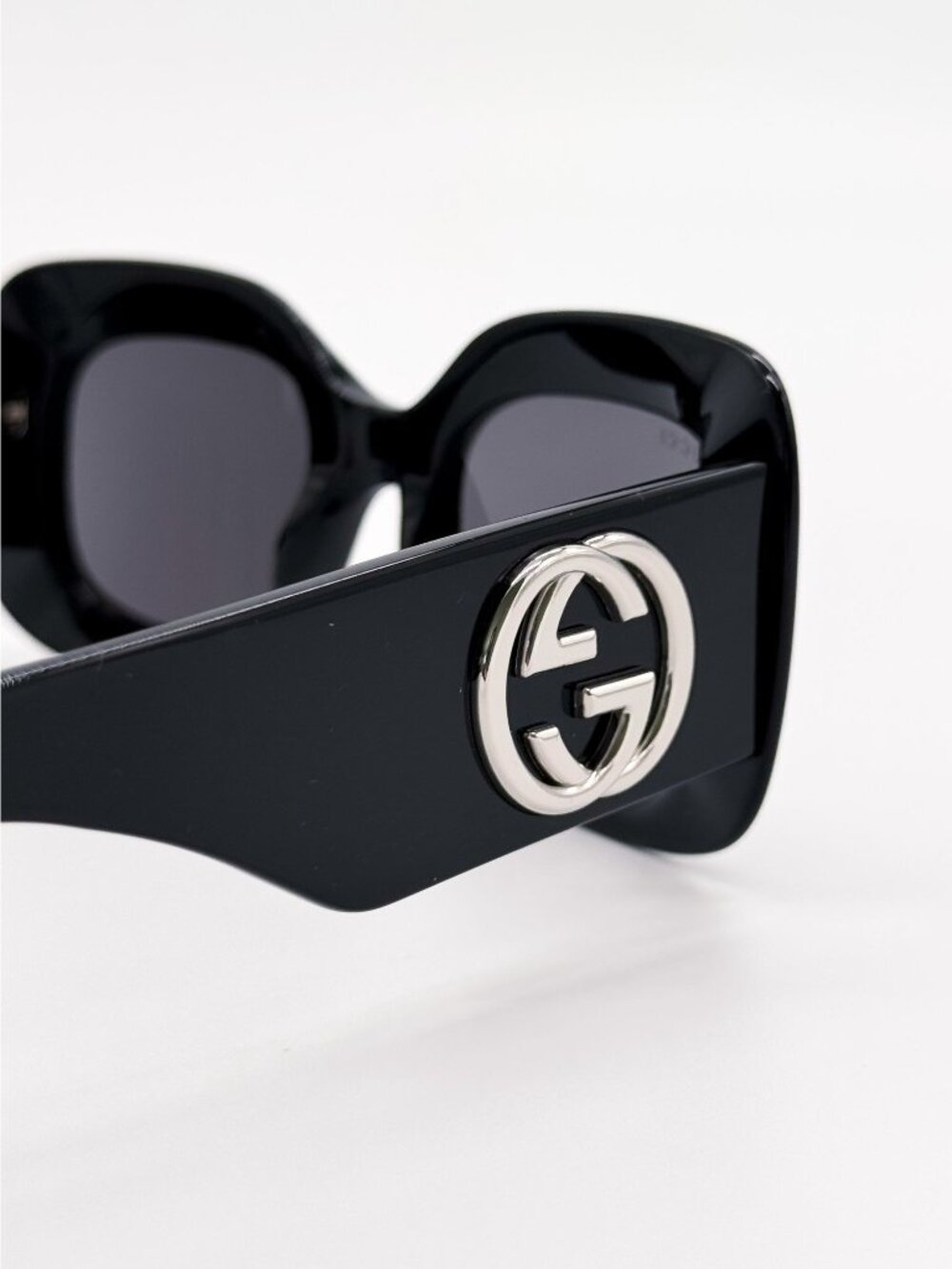 NEW GUCCI SUNGLASSES GG1695S 001 BLACK SQUARE WOMEN GUCCI EYEWEAR - Picture 6 of 9